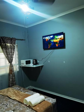 Yellow Stars Guesthouse Pty